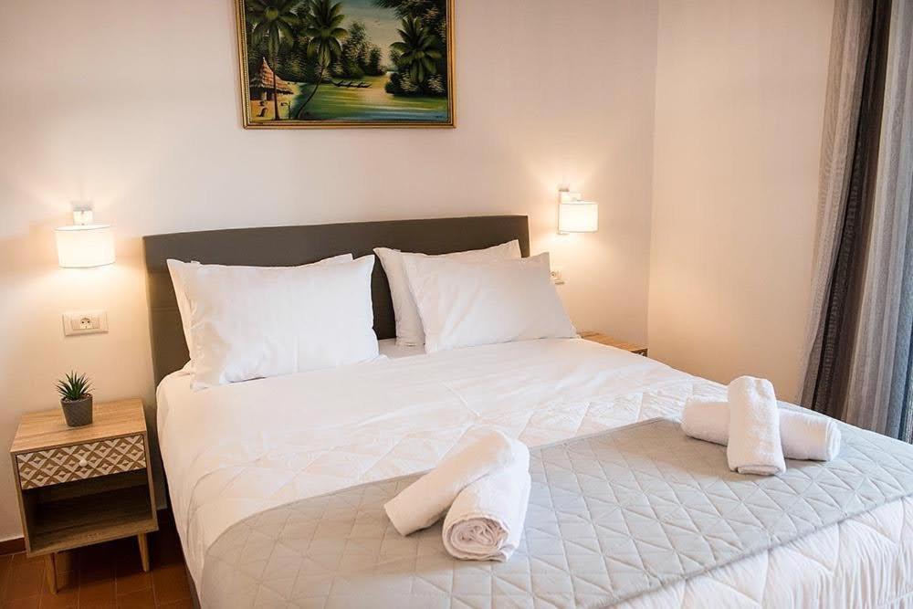 Sophie'S Apartment 1&2 Poros Town Екстер'єр фото